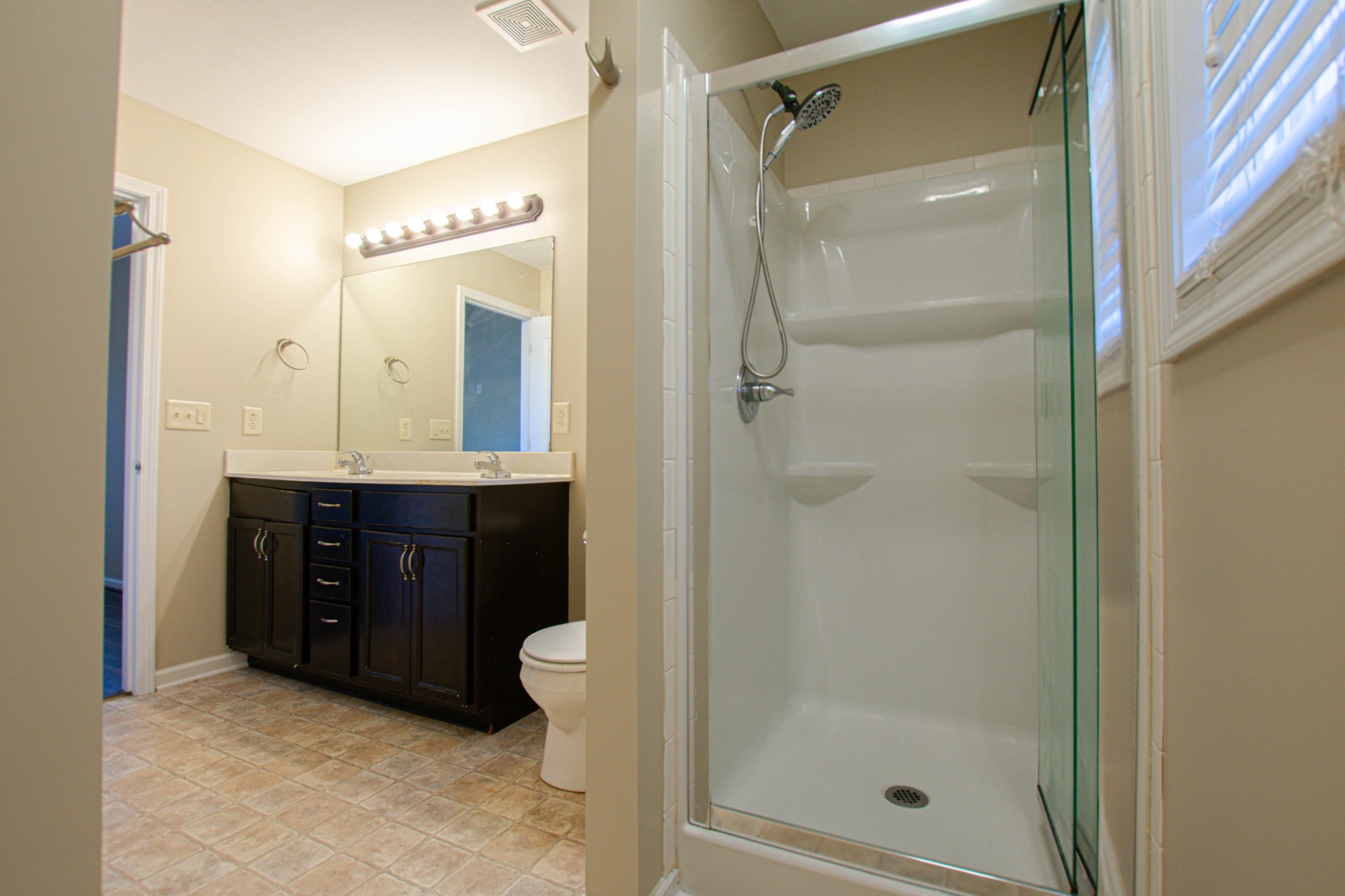 Image 15 of 22 For 8399 Gower Trail