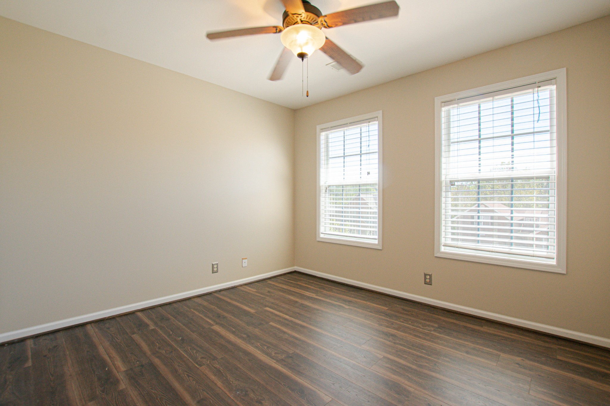 Image 19 of 22 For 8399 Gower Trail