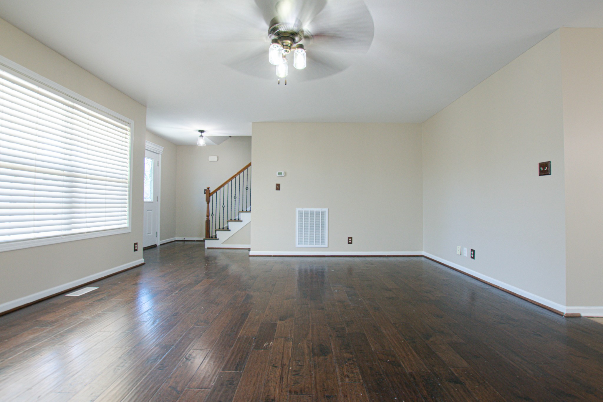 Image 4 of 22 For 8399 Gower Trail
