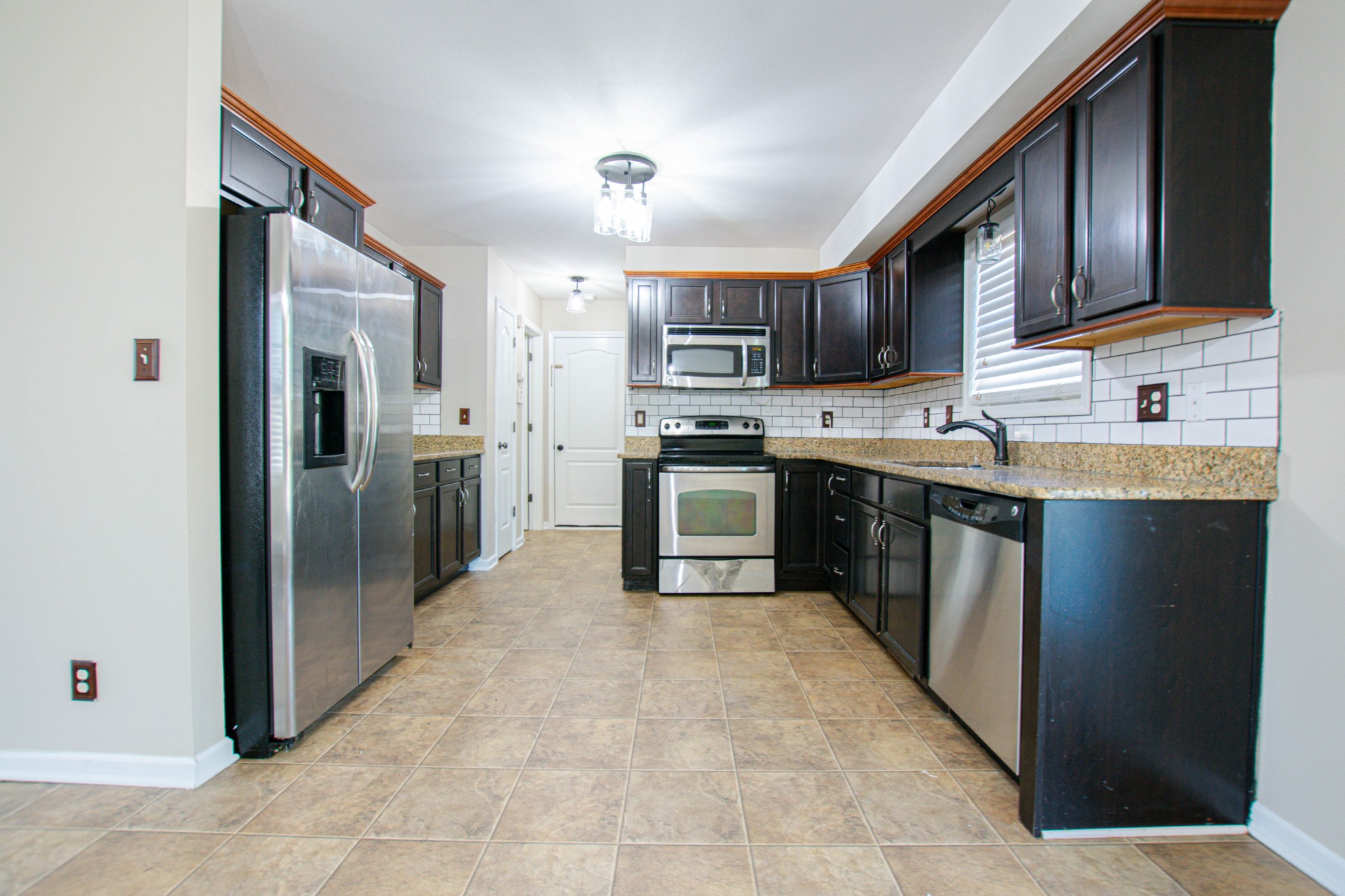 Image 8 of 22 For 8399 Gower Trail