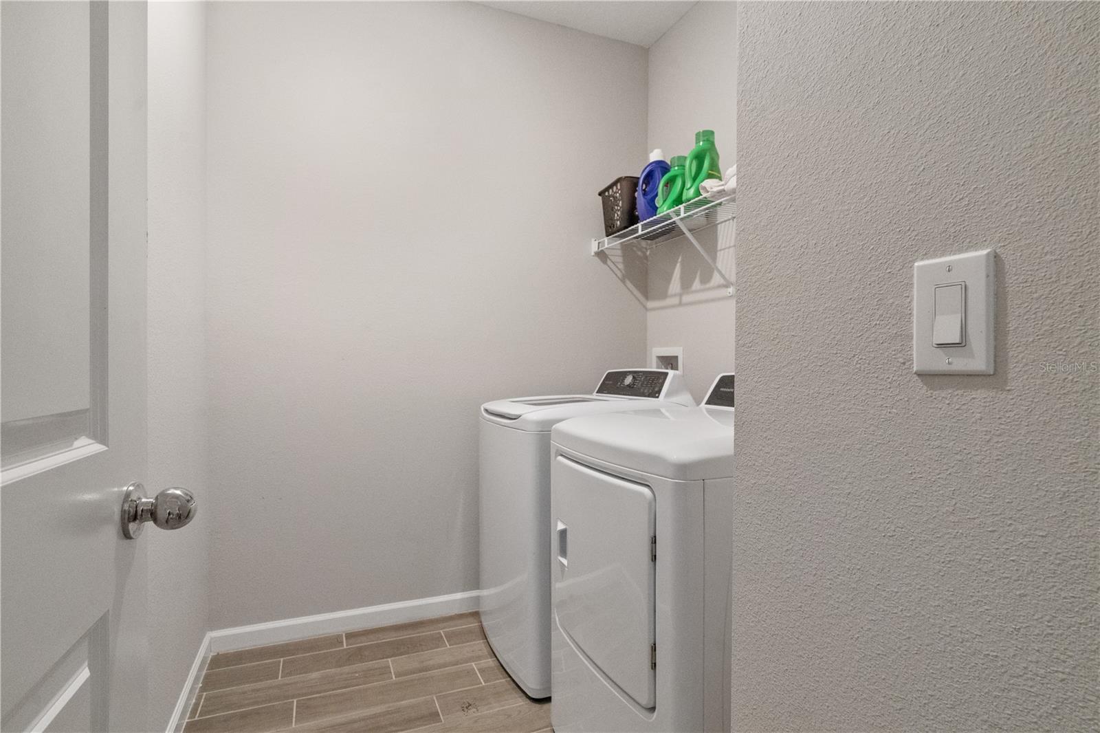 Image 7 of 36 For 9324 58th Circle