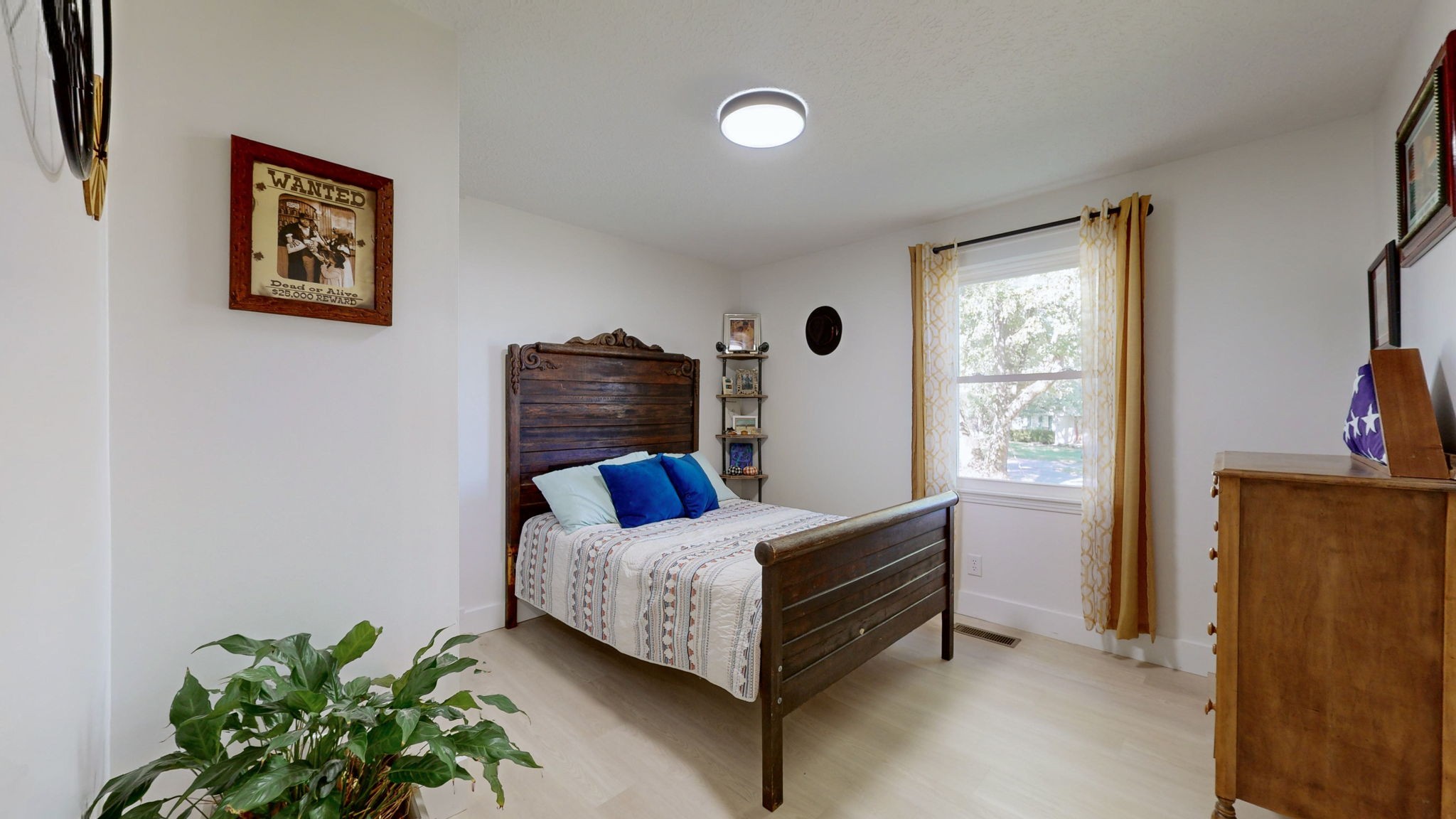Image 15 of 22 For 8397 Gower Trail