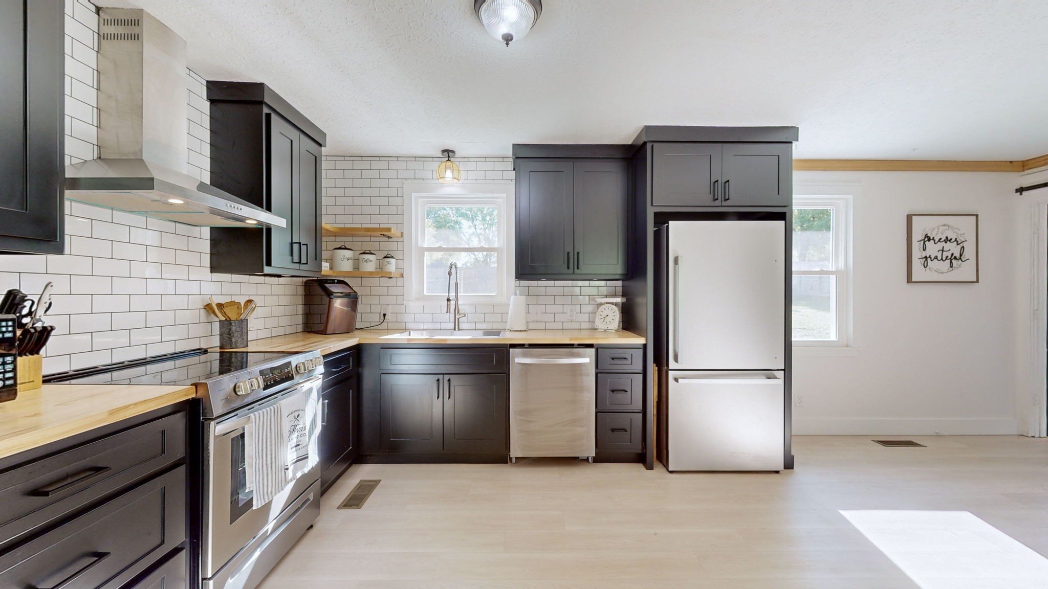 Image 3 of 22 For 8397 Gower Trail