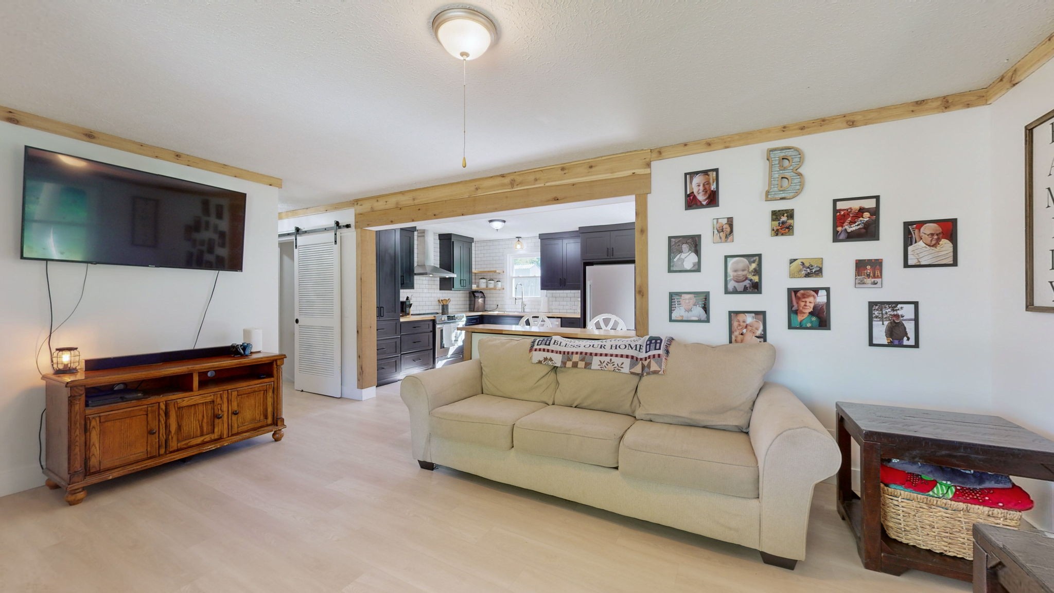 Image 7 of 22 For 8397 Gower Trail