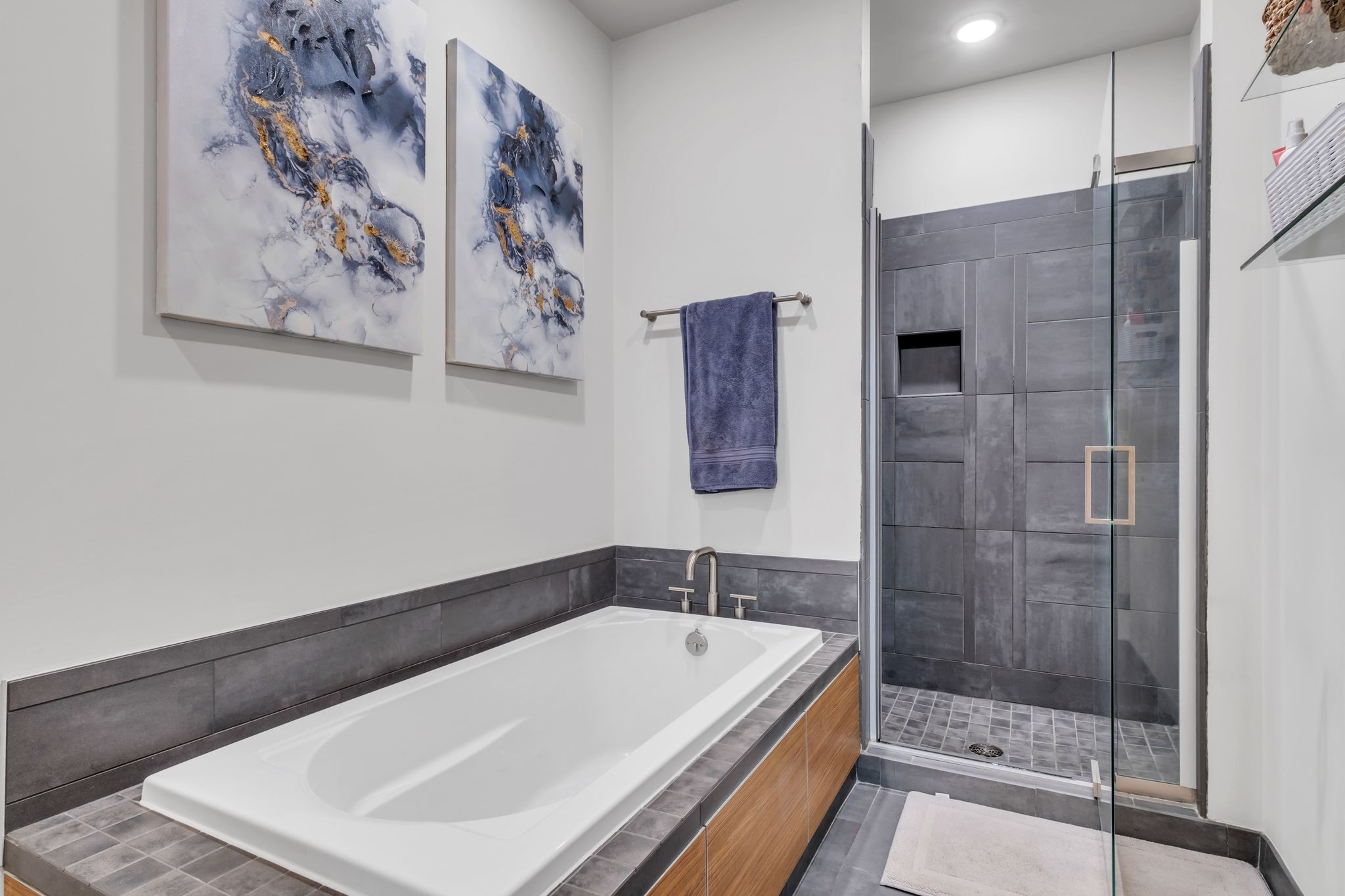 Image 12 of 22 For 8387 Gower Trail
