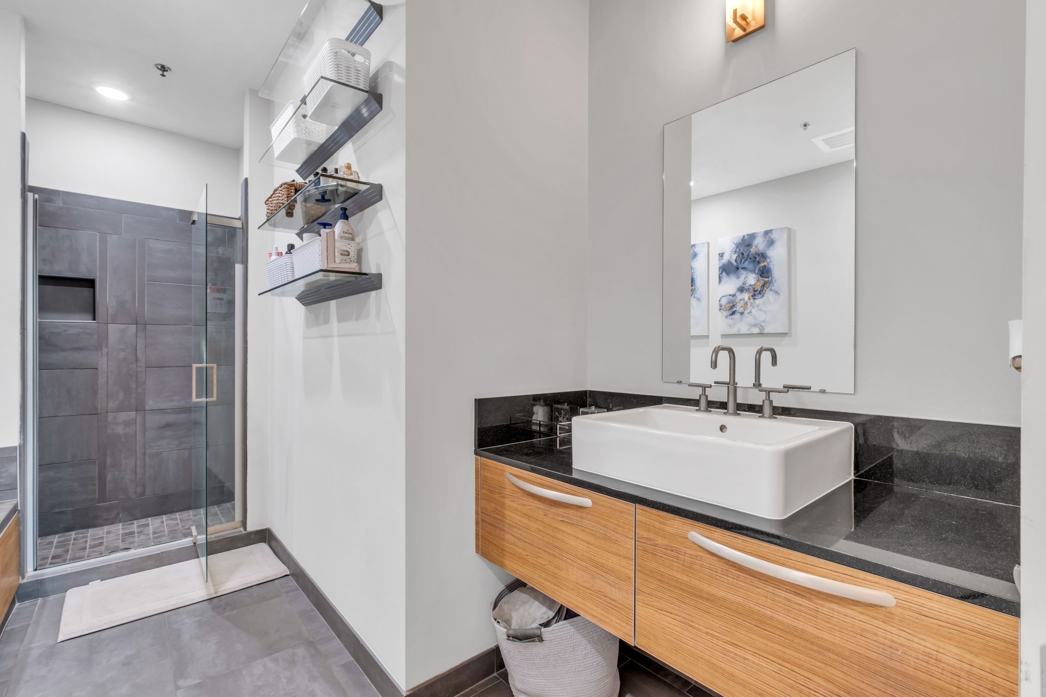 Image 14 of 22 For 8387 Gower Trail