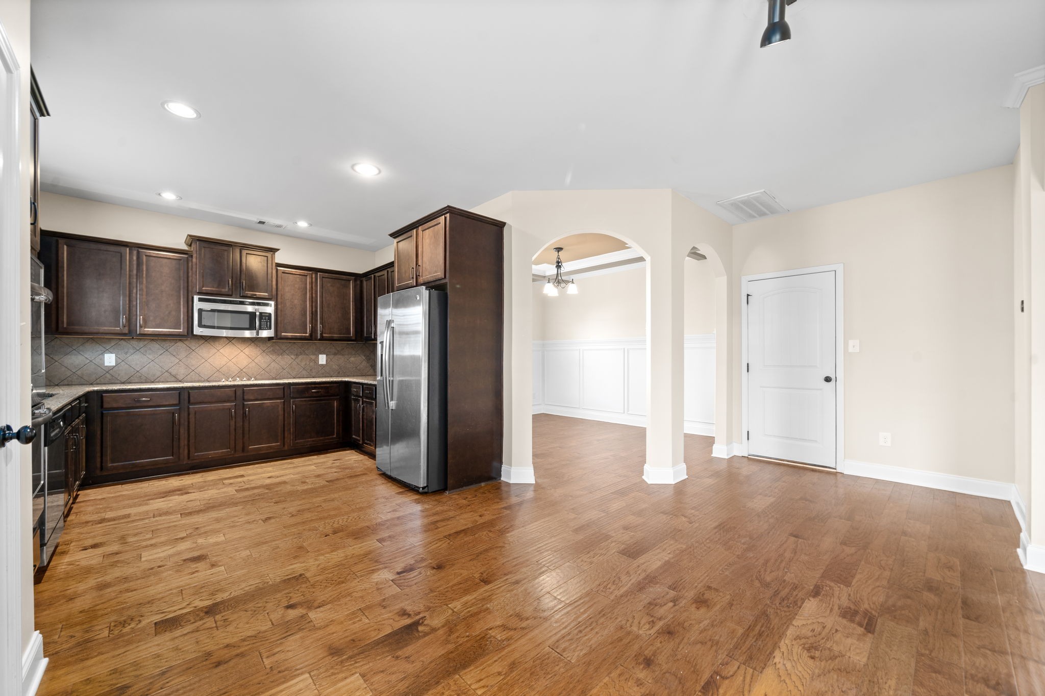Image 10 of 22 For 8385 Gower Trail
