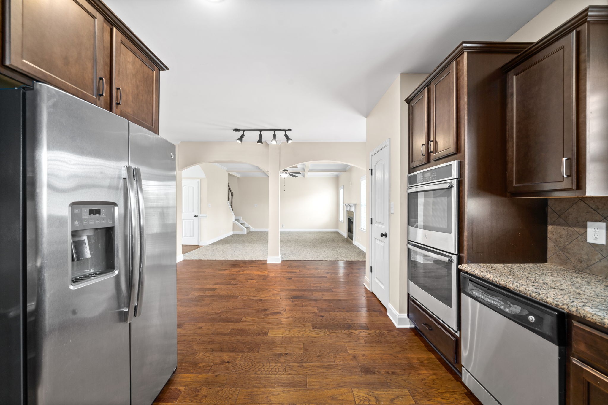 Image 14 of 22 For 8385 Gower Trail