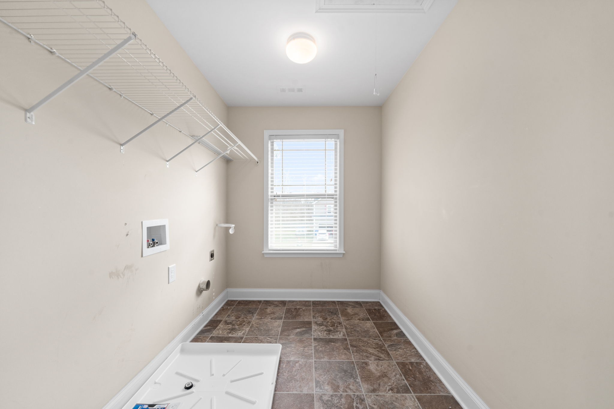 Image 17 of 22 For 8385 Gower Trail