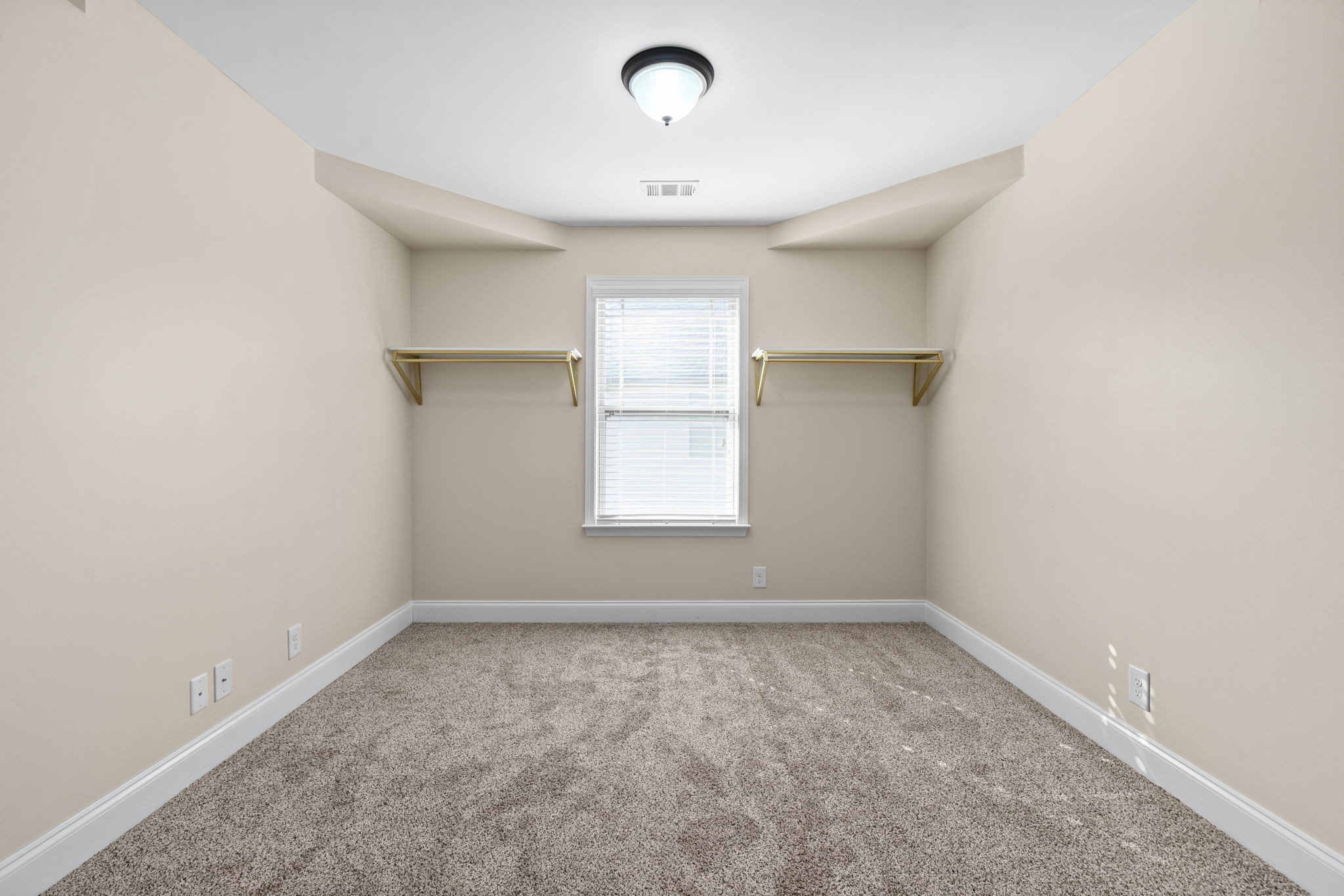 Image 19 of 22 For 8385 Gower Trail