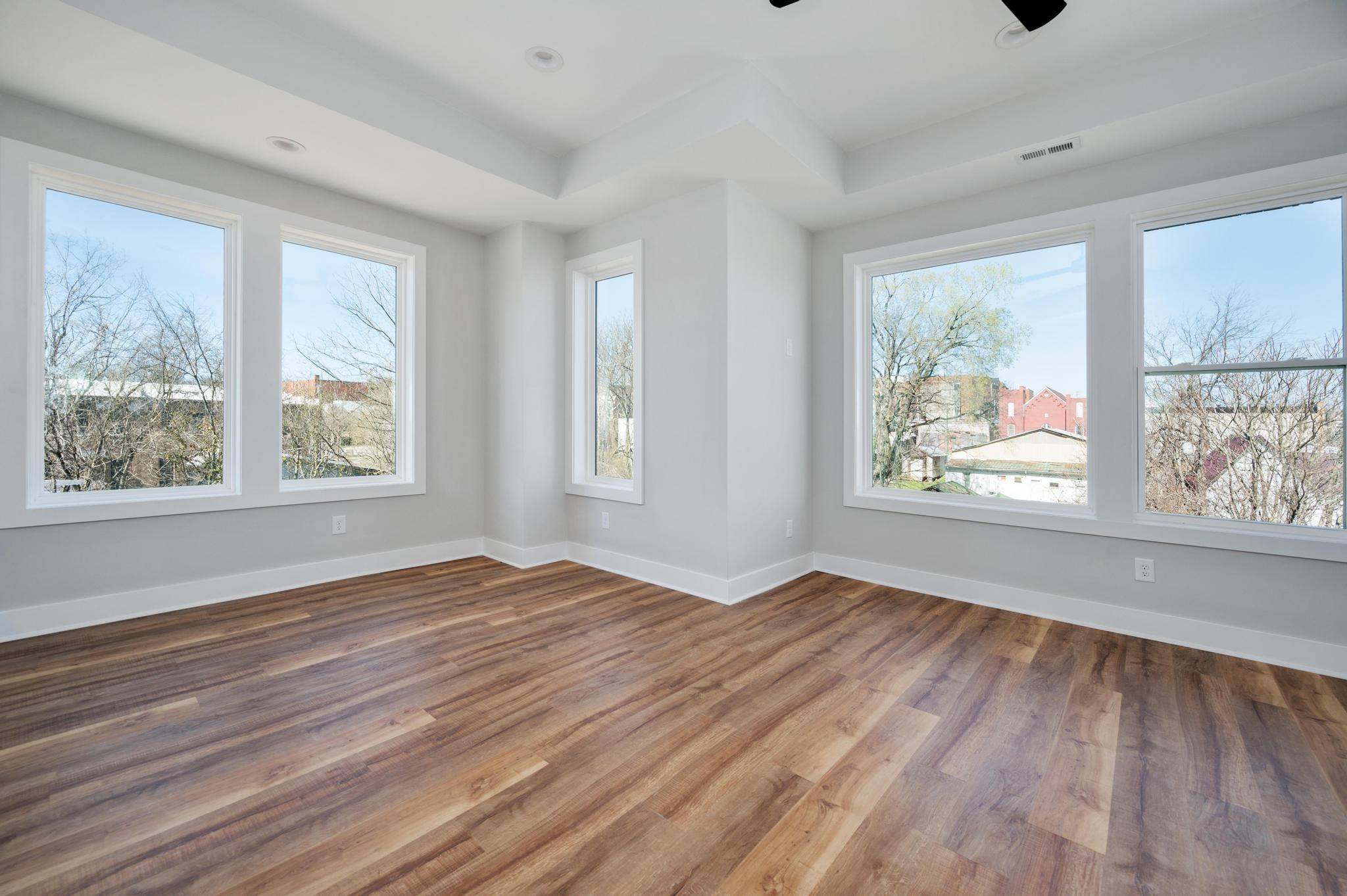 Image 13 of 62 For 8293 158th Street