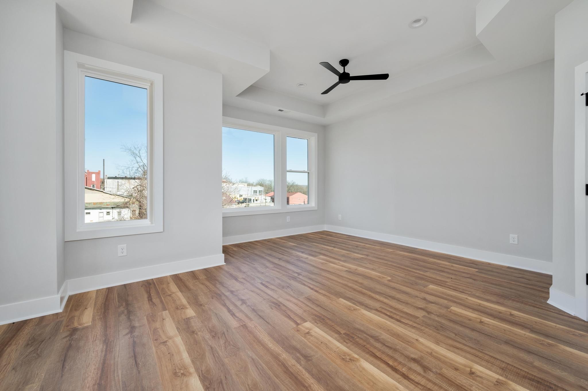 Image 14 of 62 For 8293 158th Street