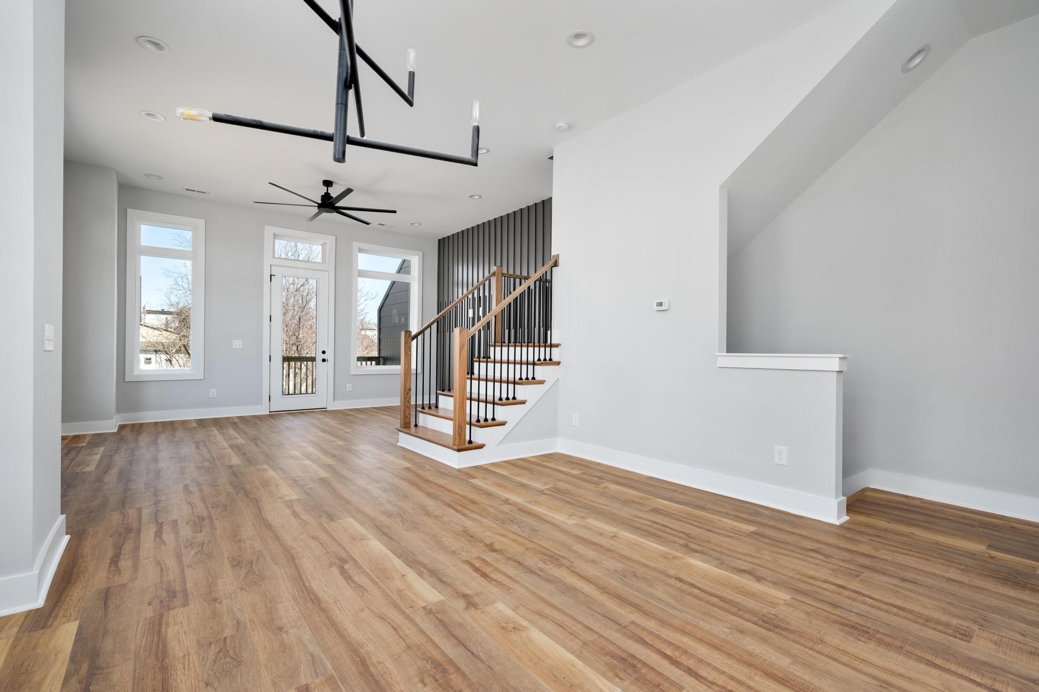 Image 6 of 62 For 8293 158th Street