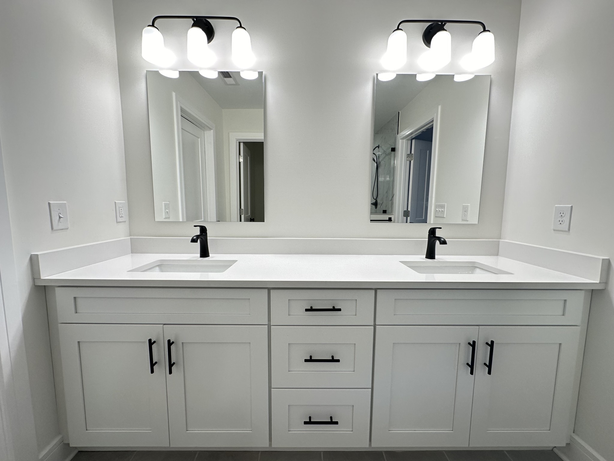 Image 16 of 52 For 6925 Highway 225a