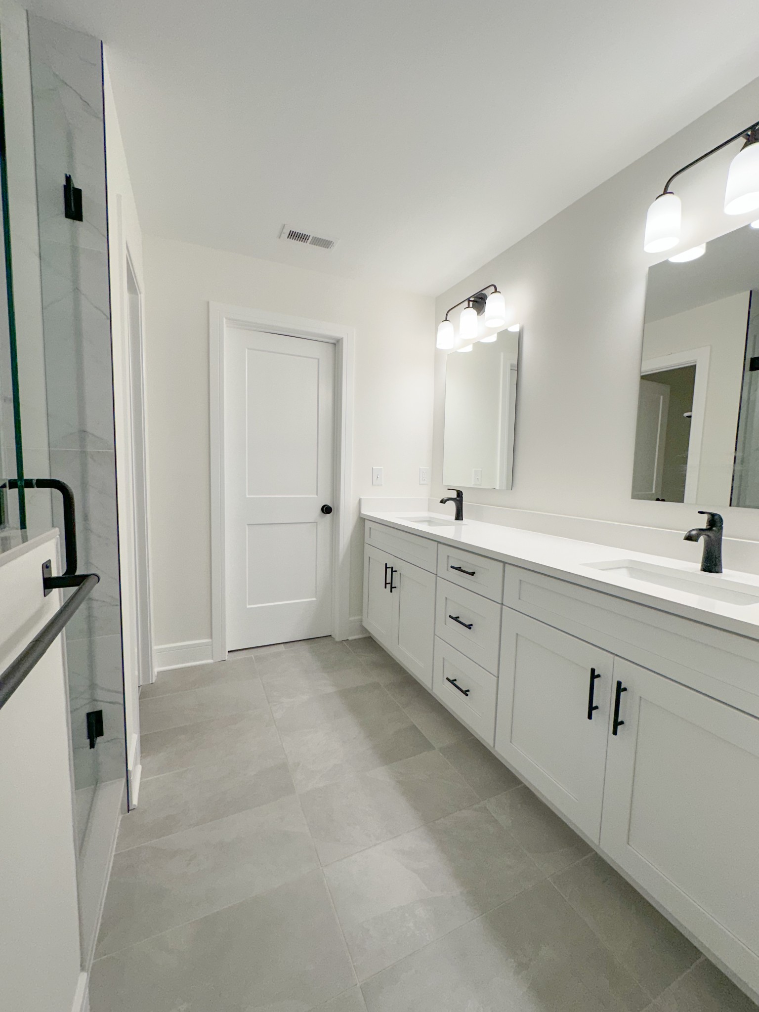 Image 17 of 52 For 6925 Highway 225a