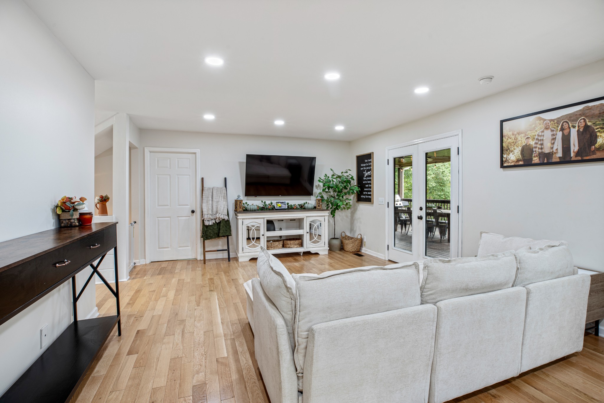 Image 10 of 56 For 11170 190th Avenue