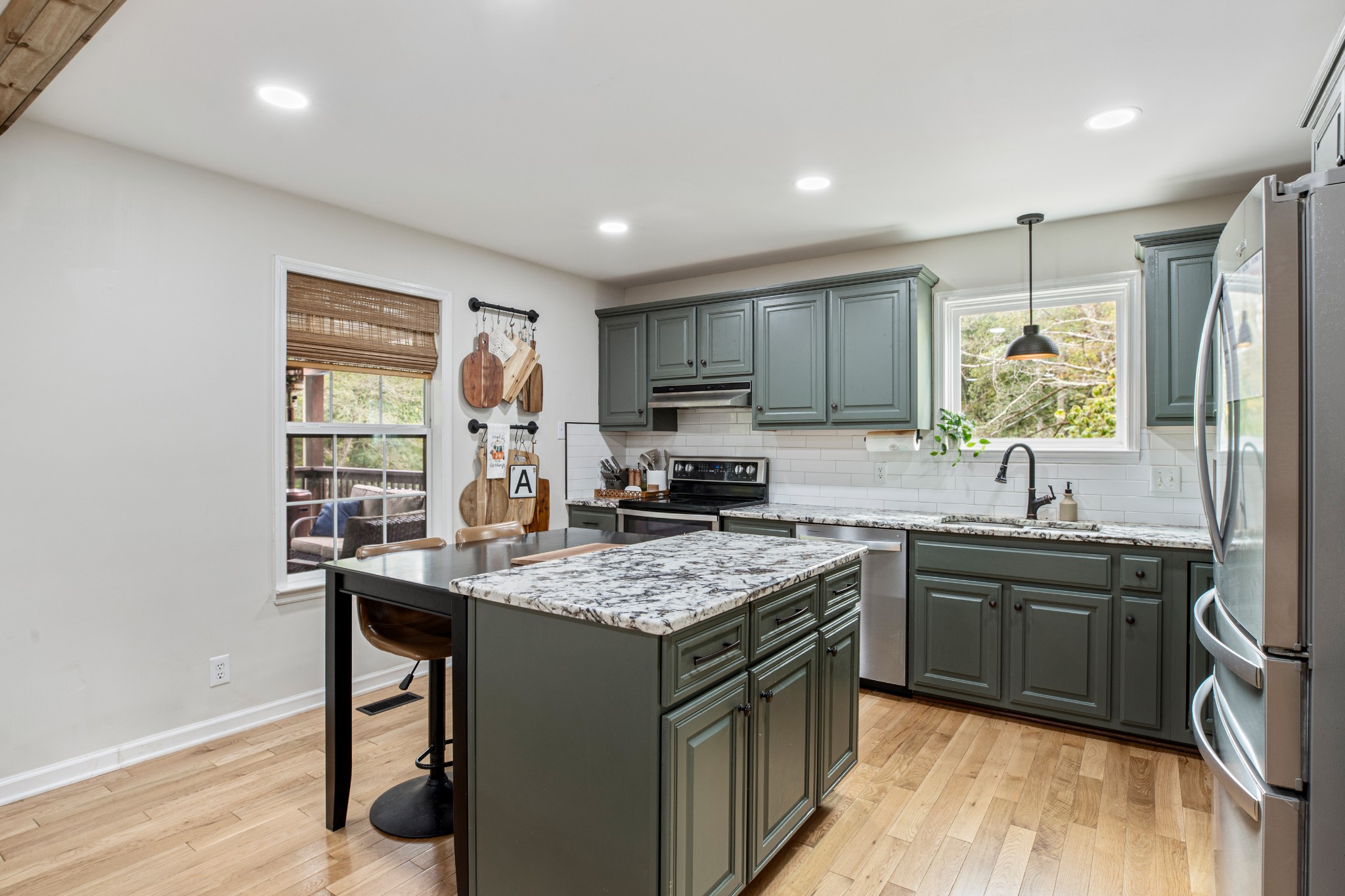 Image 11 of 56 For 11170 190th Avenue