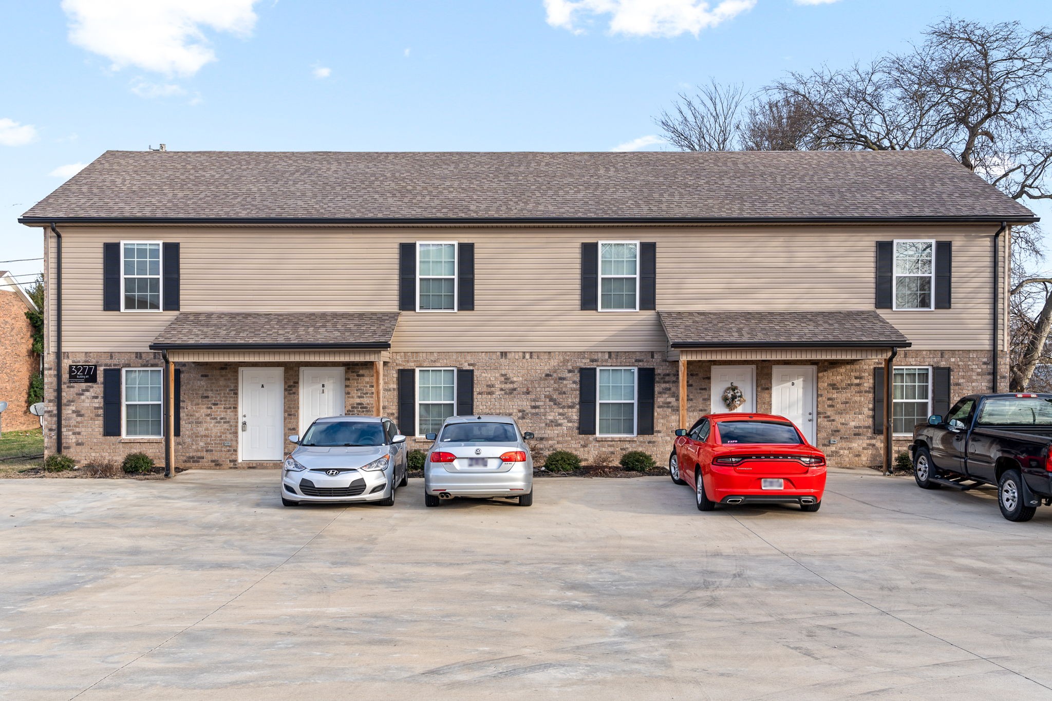 Image 2 of 31 For 2829 Lakefront Drive