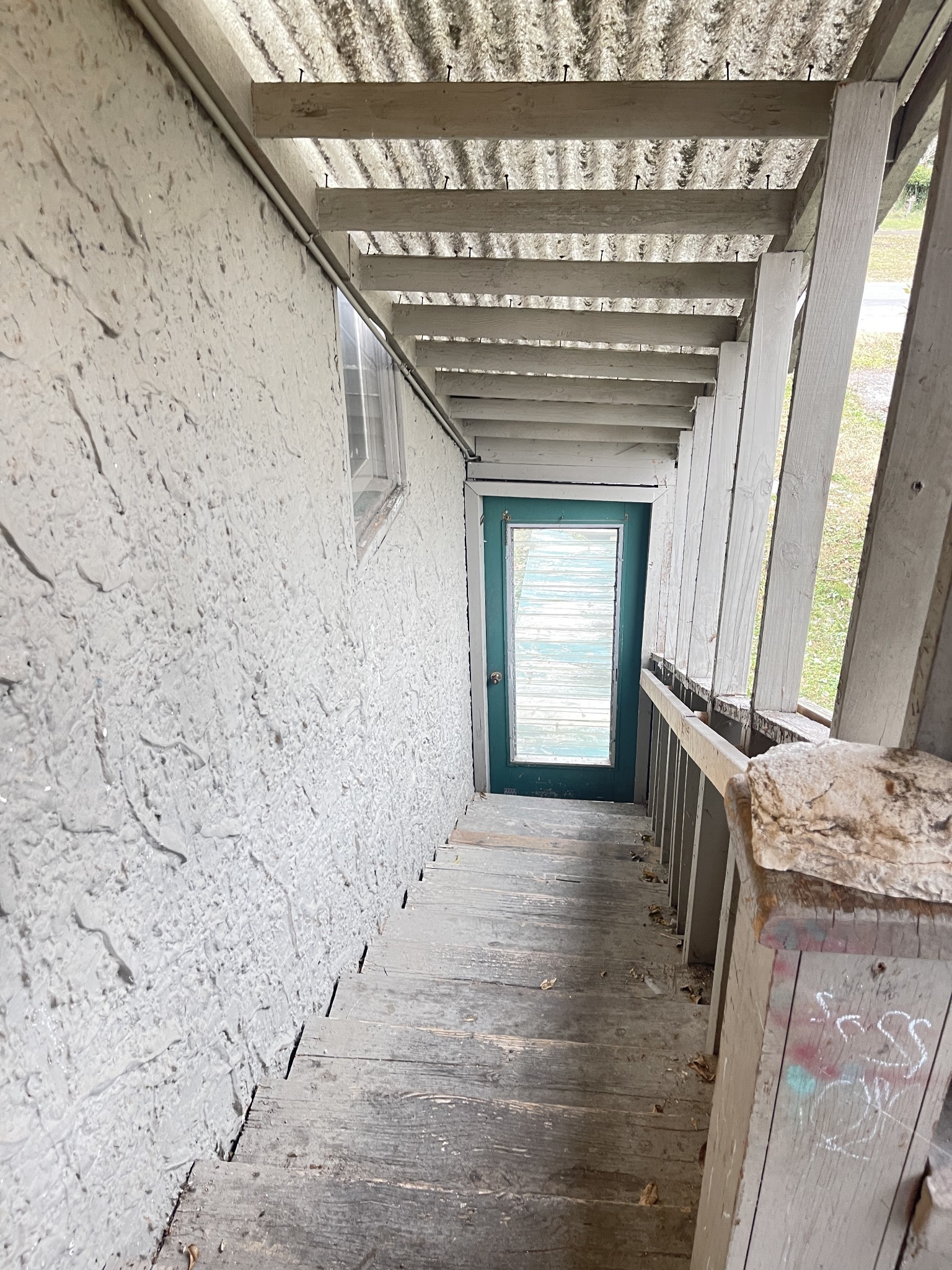 Image 2 of 39 For 7 Walnut Place