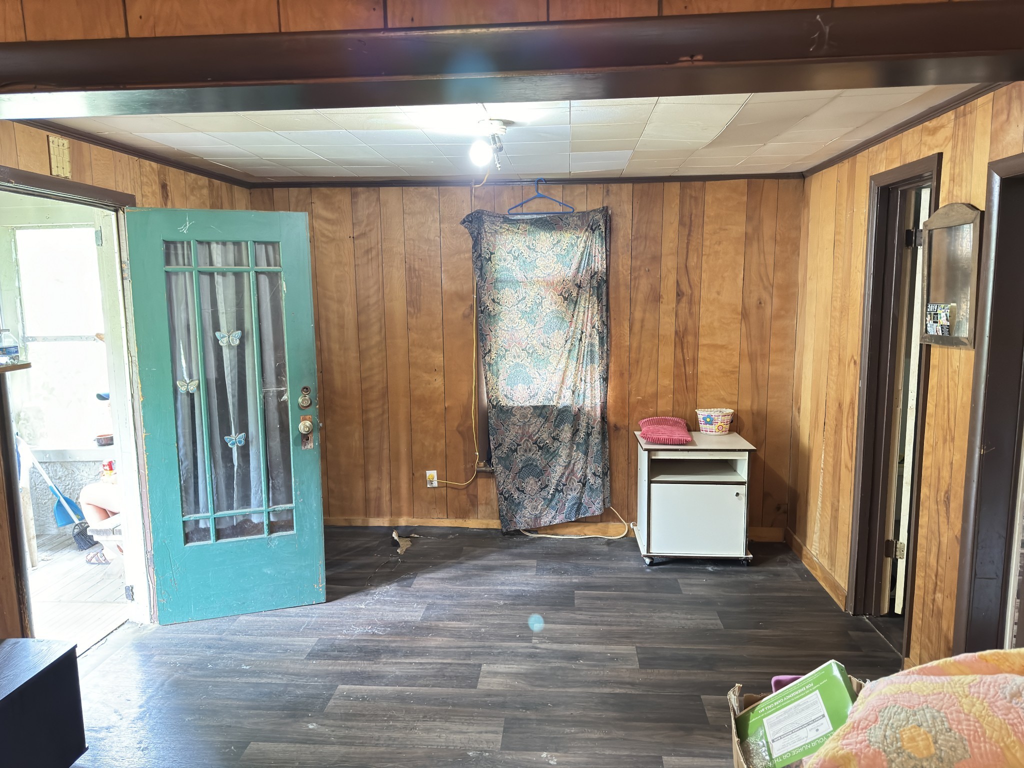 Image 3 of 39 For 7 Walnut Place