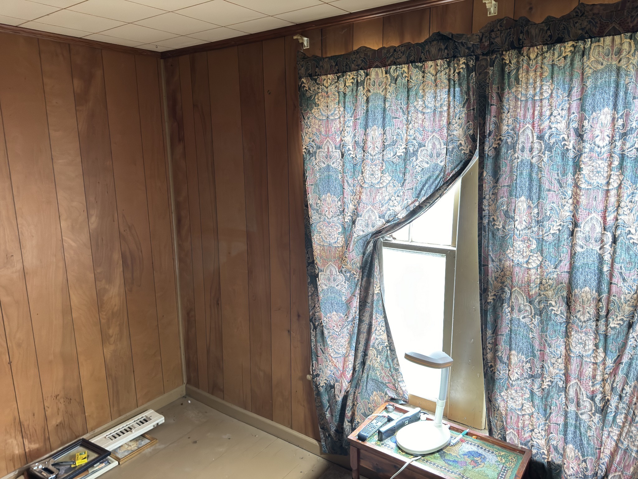 Image 5 of 39 For 7 Walnut Place