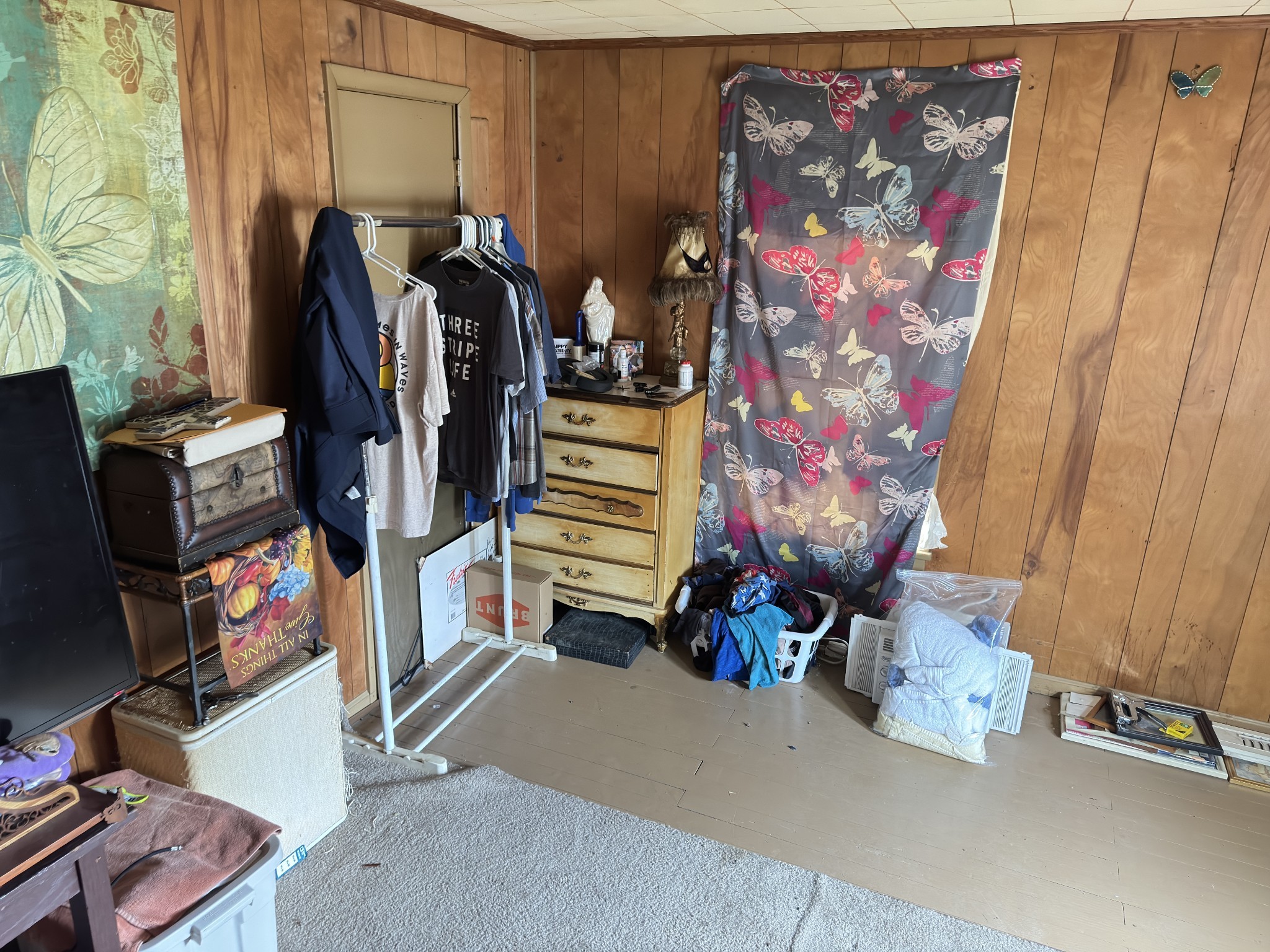 Image 6 of 39 For 7 Walnut Place