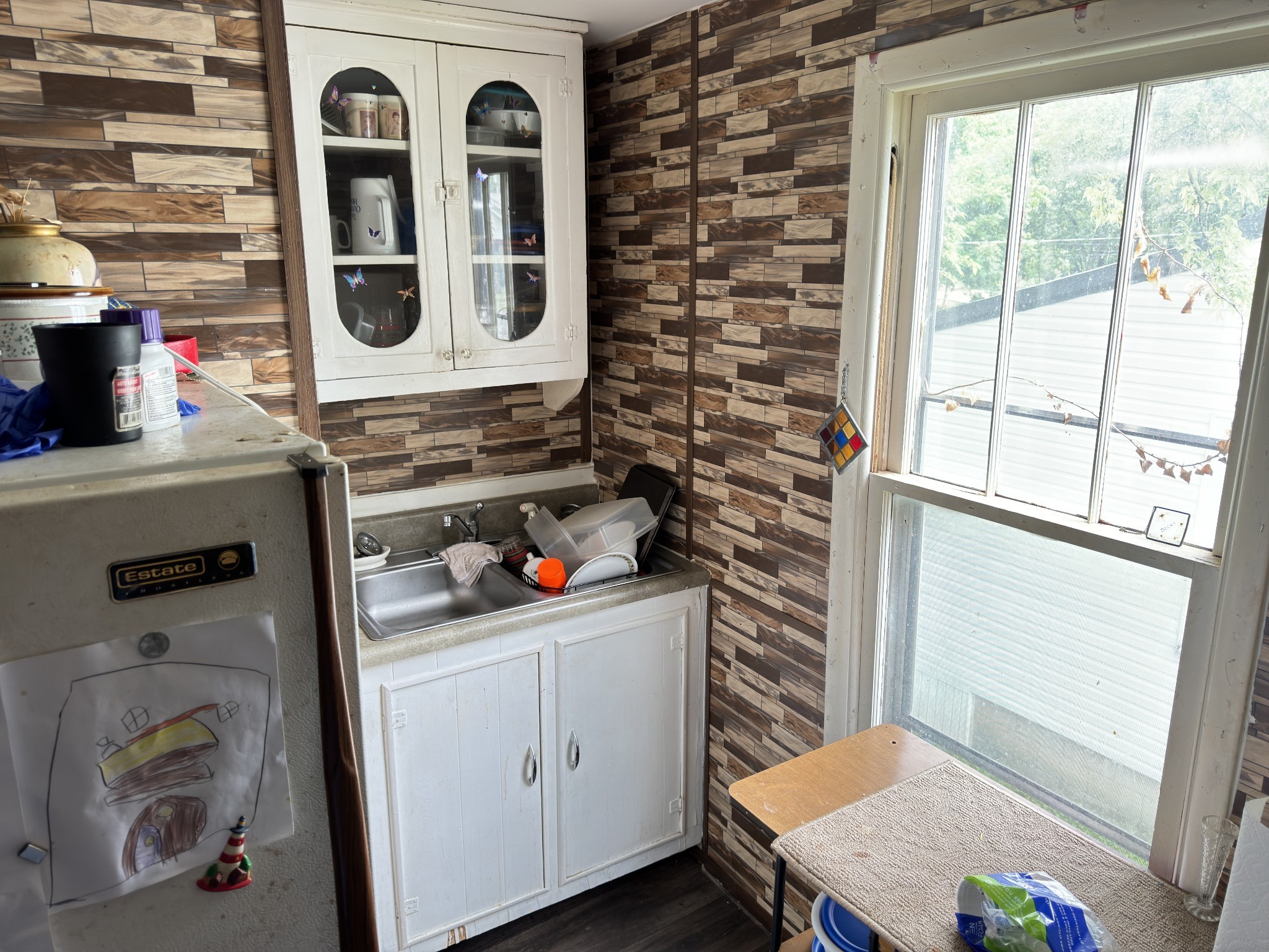 Image 8 of 39 For 7 Walnut Place