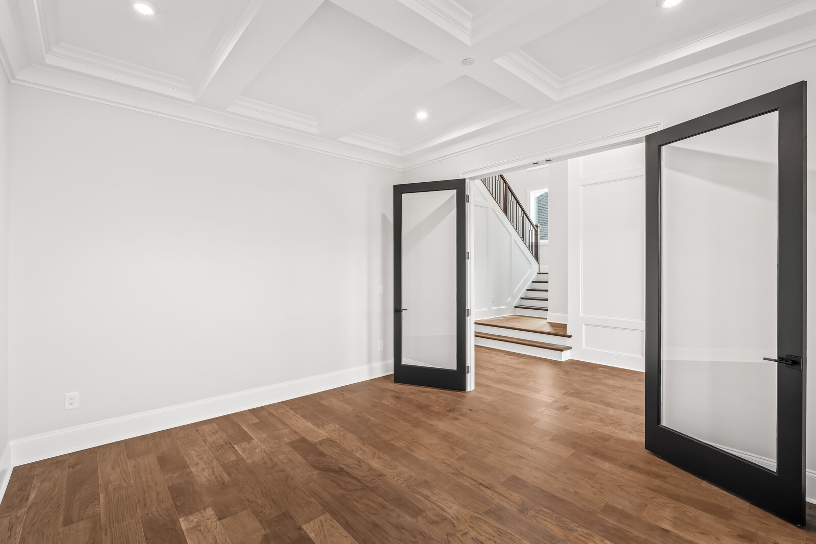Image 11 of 22 For 206 8th Avenue
