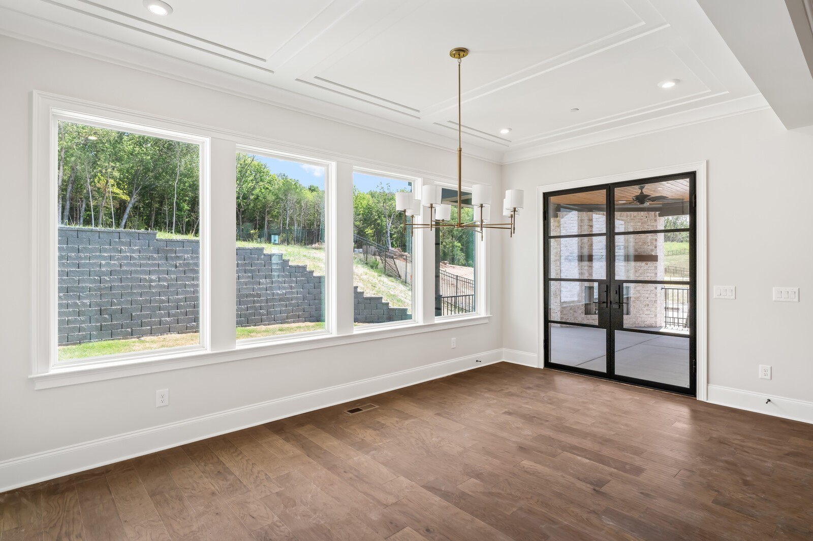 Image 13 of 22 For 206 8th Avenue