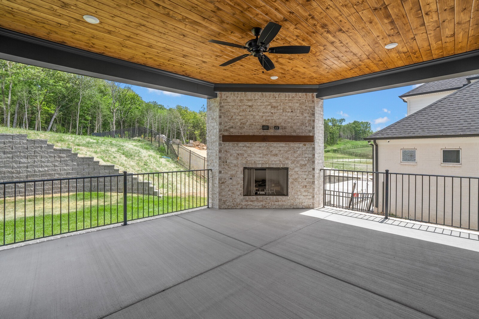 Image 15 of 22 For 206 8th Avenue