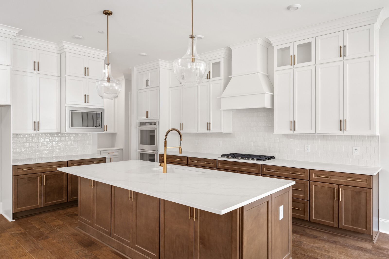 Image 19 of 22 For 206 8th Avenue
