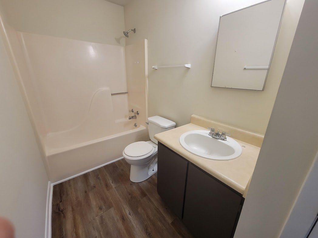 Image 7 of 18 For 16155 128th Lane