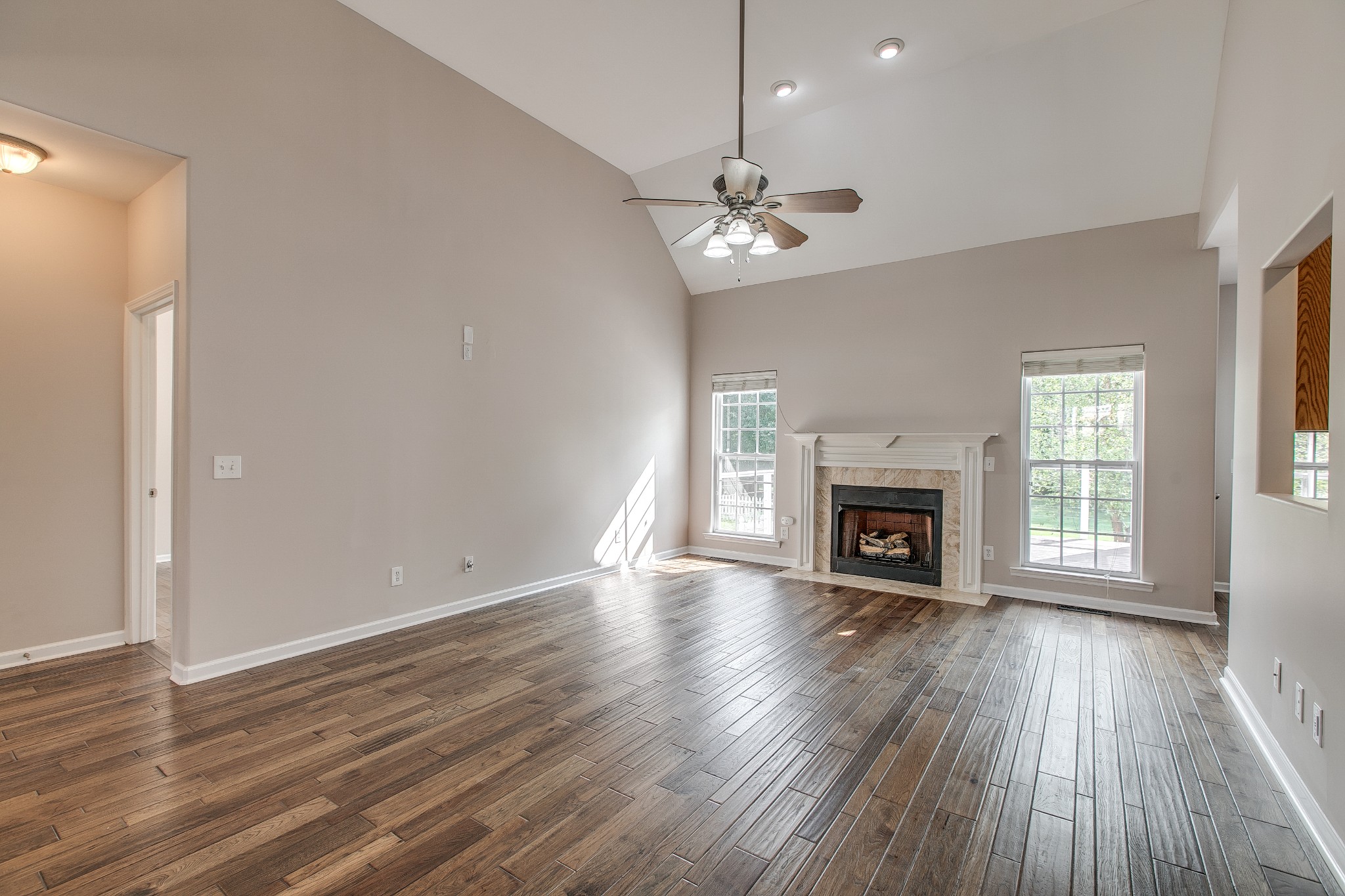 Image 10 of 32 For 4386 158 Court