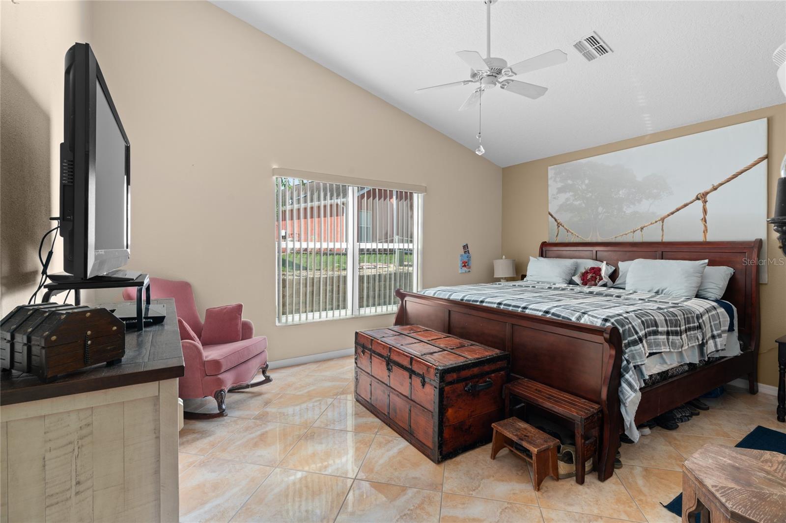 Listing photo id 8 for 10468 Drew Bryant Circle
