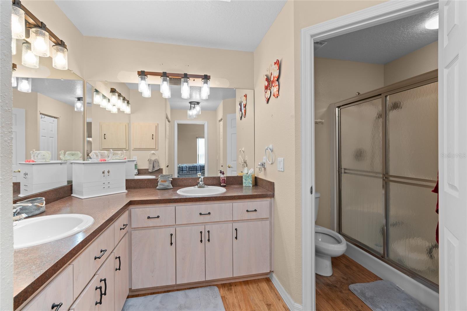 Listing photo id 9 for 10468 Drew Bryant Circle