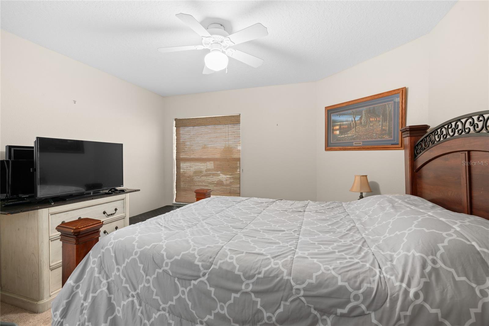 Listing photo id 11 for 10468 Drew Bryant Circle