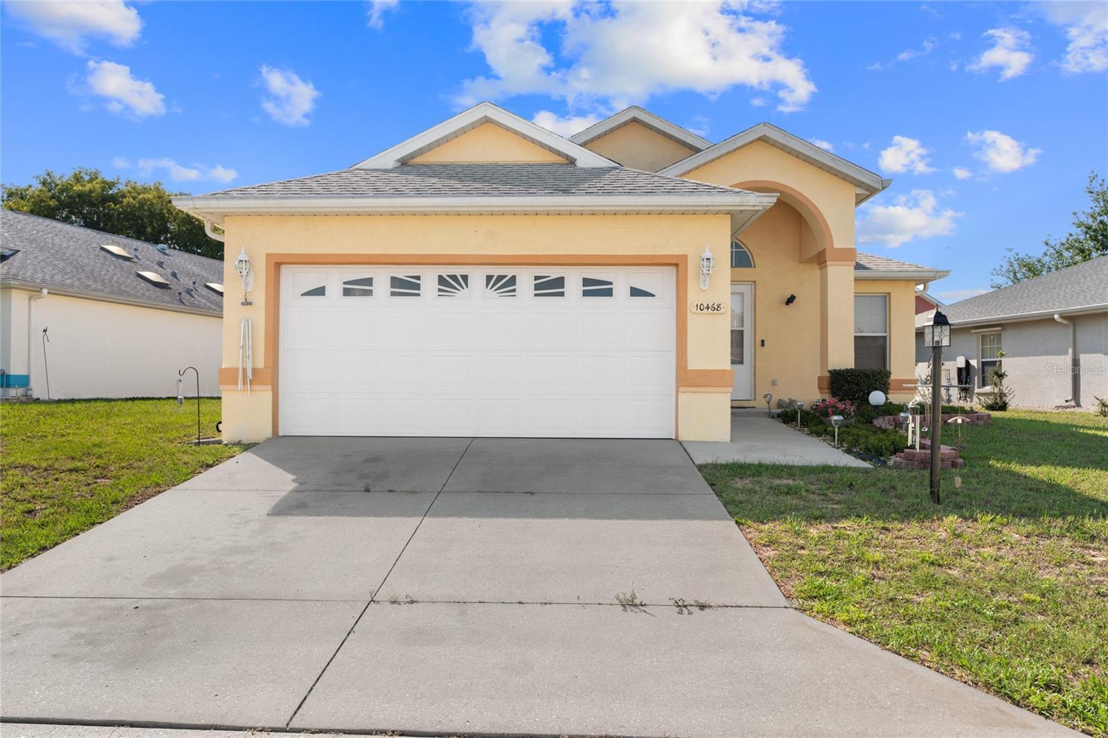 Listing photo id 17 for 10468 Drew Bryant Circle