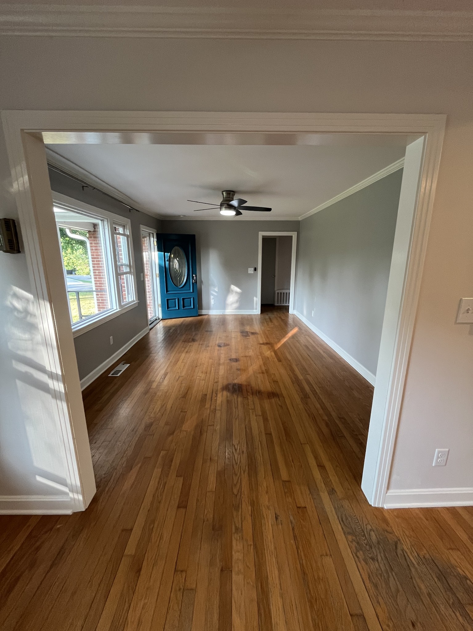 Image 3 of 24 For 3740 5th Street