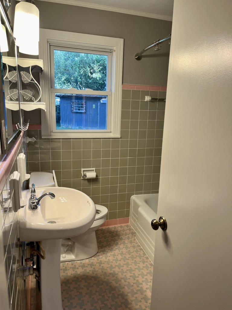 Image 8 of 24 For 3740 5th Street