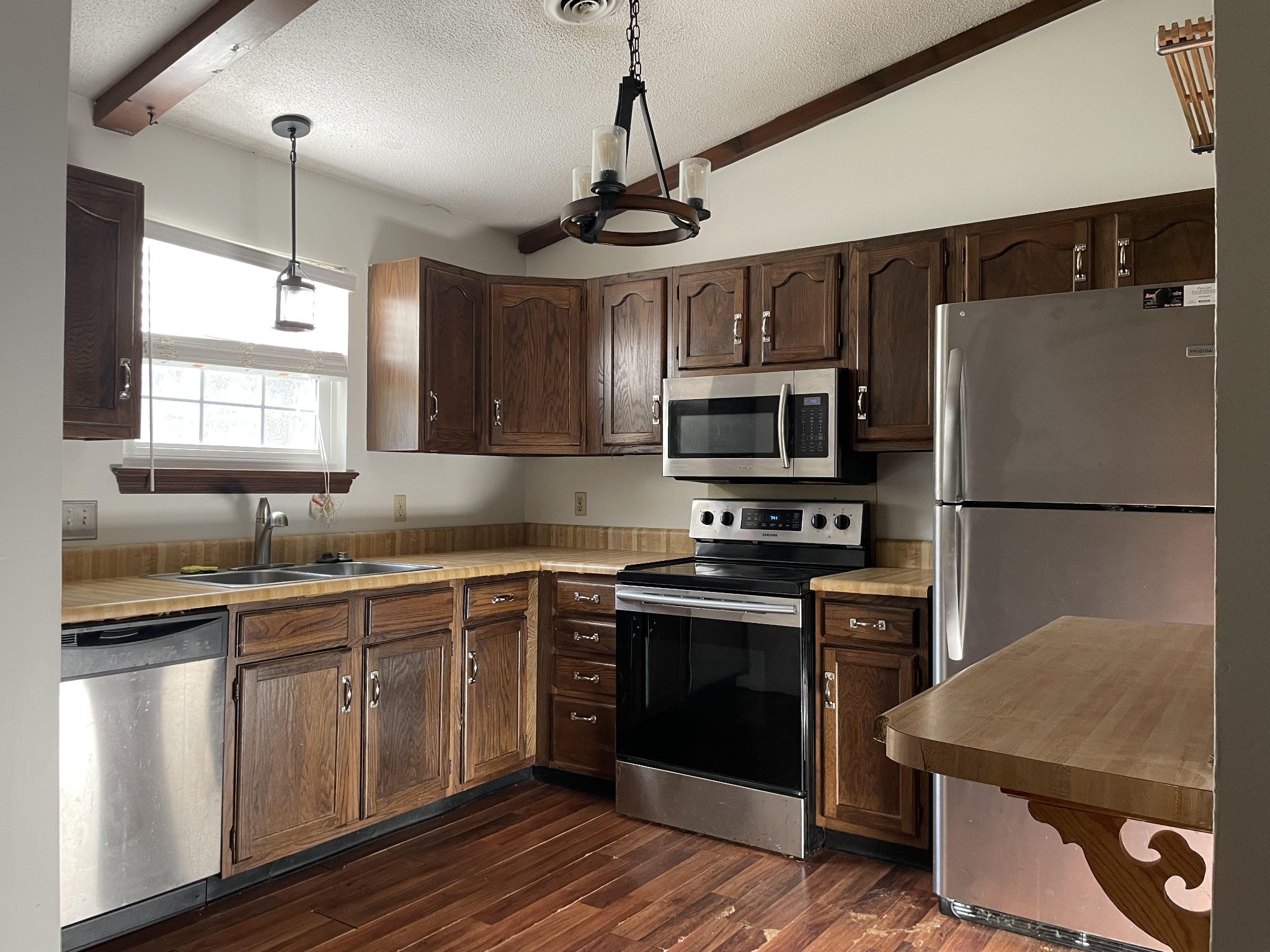 Image 7 of 54 For 22736 117th Street