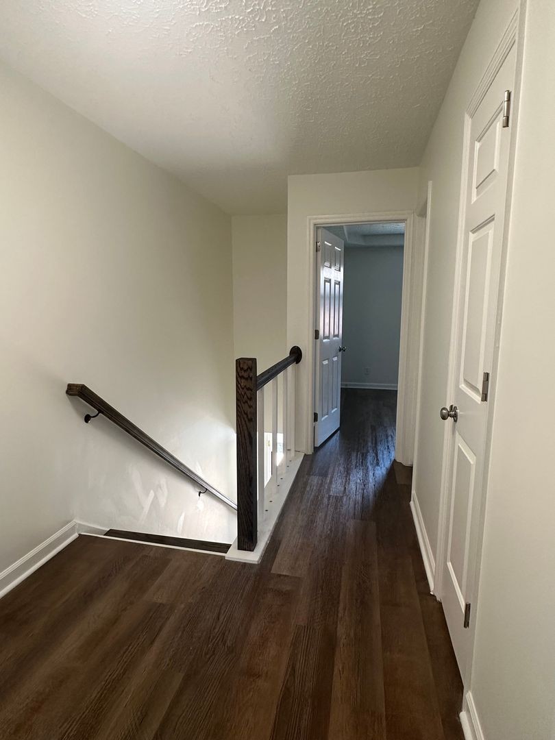 Image 10 of 46 For 7571 64th Street Road