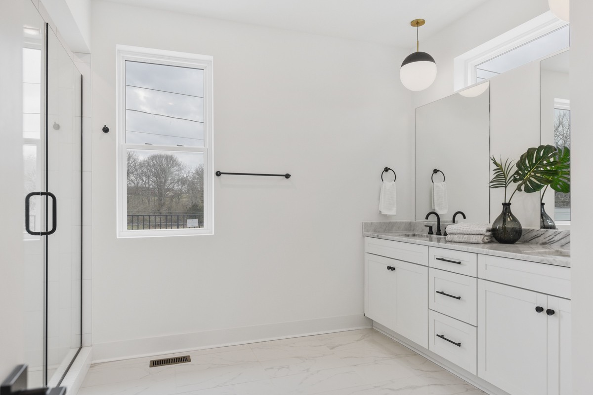 Image 17 of 41 For 2208 Orkney Drive