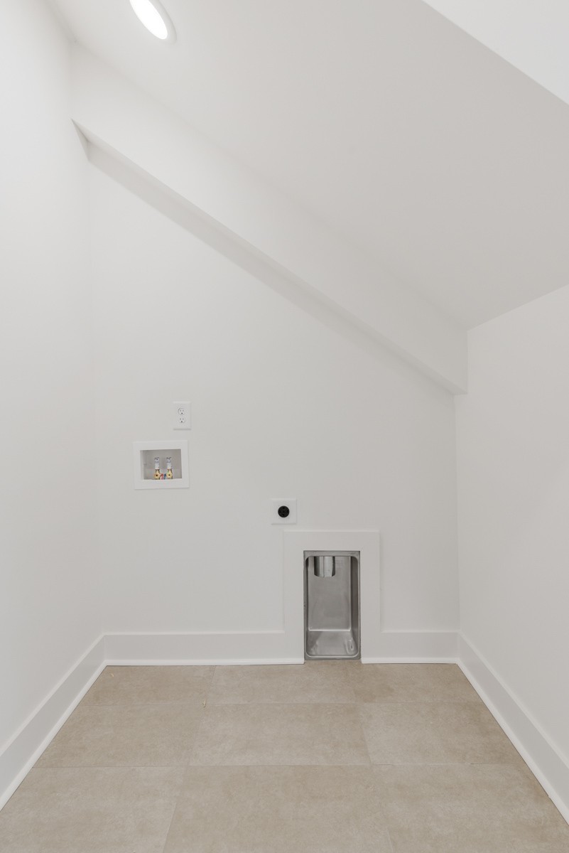 Image 5 of 41 For 2208 Orkney Drive