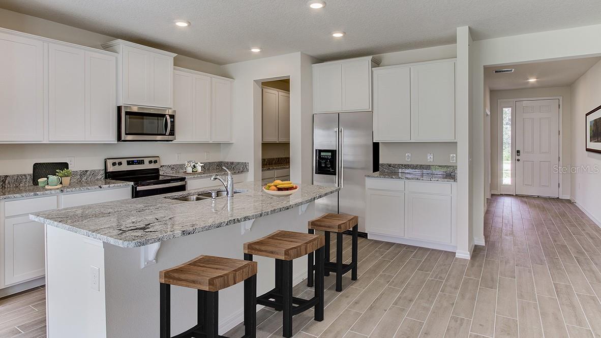 Image 3 of 17 For 5245 52nd Drive