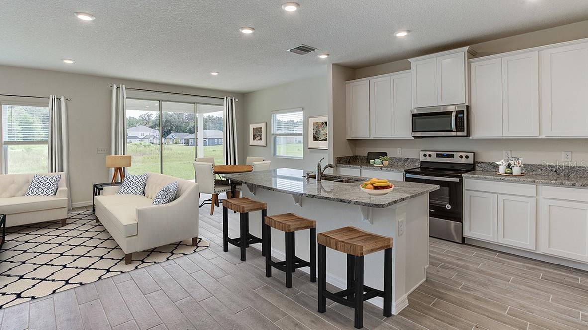 Image 4 of 17 For 5245 52nd Drive
