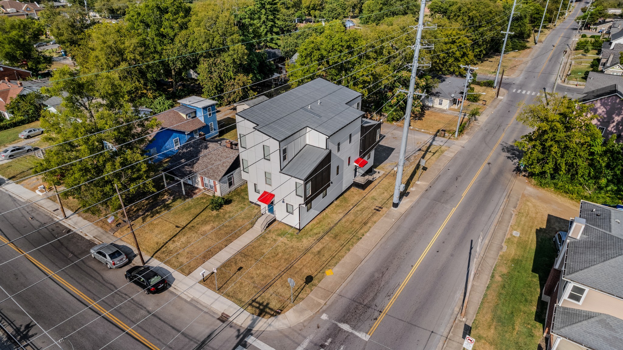 Listing photo id 4 for 2434 Walnut Heights Road