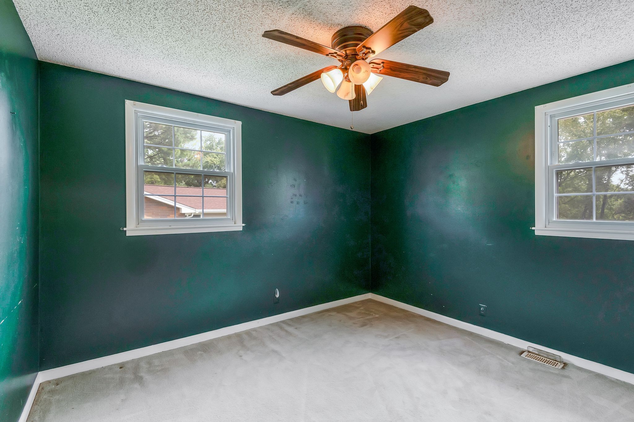Image 16 of 25 For 8867 46th Terrace