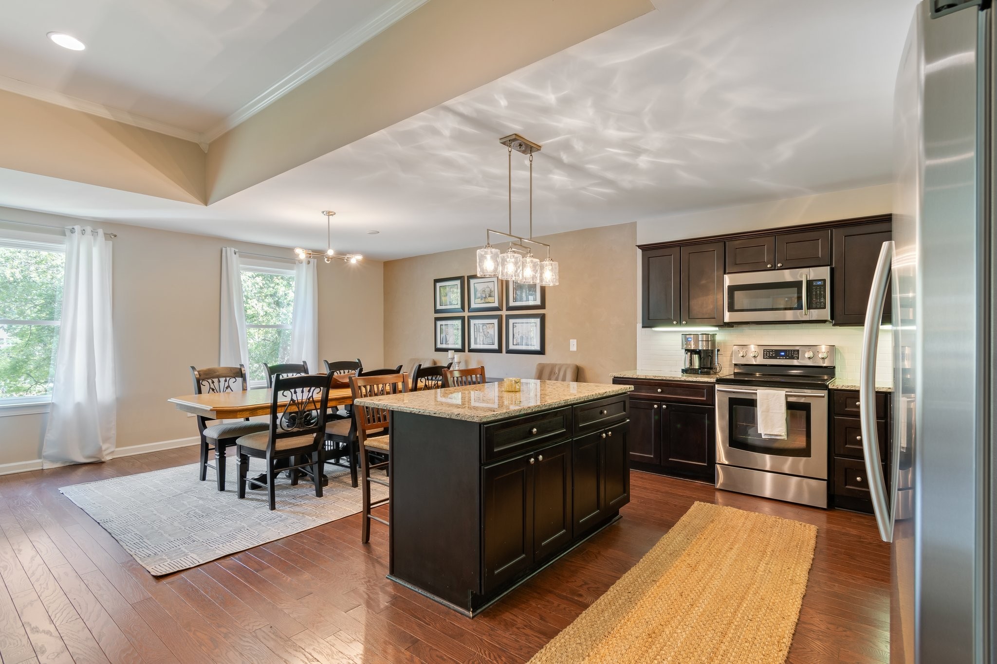 Image 22 of 28 For 15368 Sw 30th St