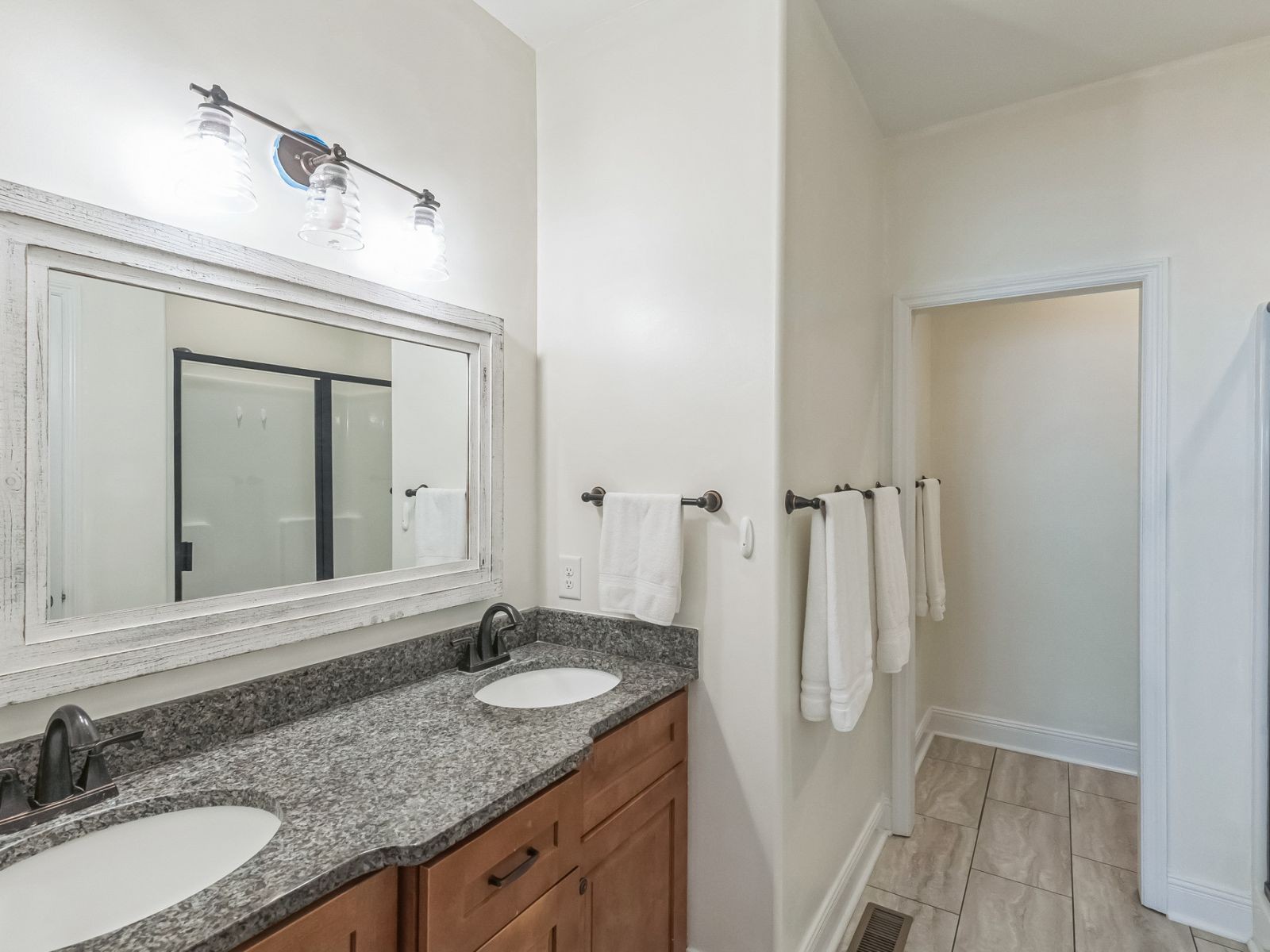 Image 13 of 36 For 8745 92nd Street B
