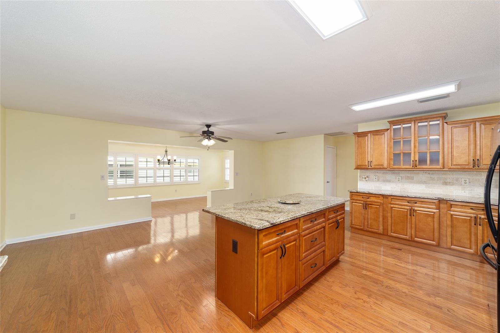 Image 20 of 36 For 8745 92nd Street B